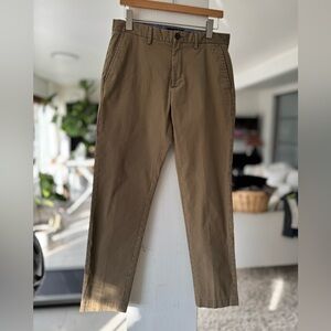 Banana Republic Men's Khaki Mason Chinos